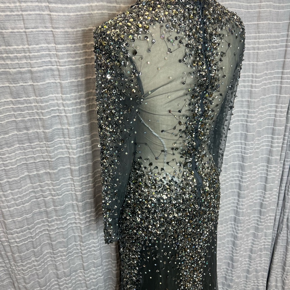 Elegant Gunmetal Evening Gown - Picture 13 of 15